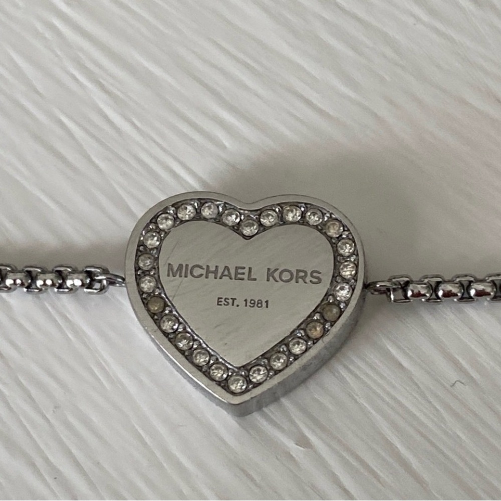 Michael  Kors Pace Silvertone heart Slider  Bracelet with Dustbag